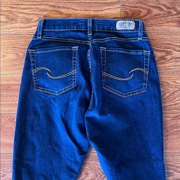 Levi's Curvy Skinny Deep Indigo Jeans - Picture 6 of 6